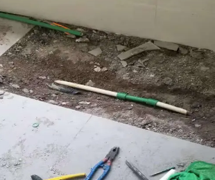 延长卫生间测漏水